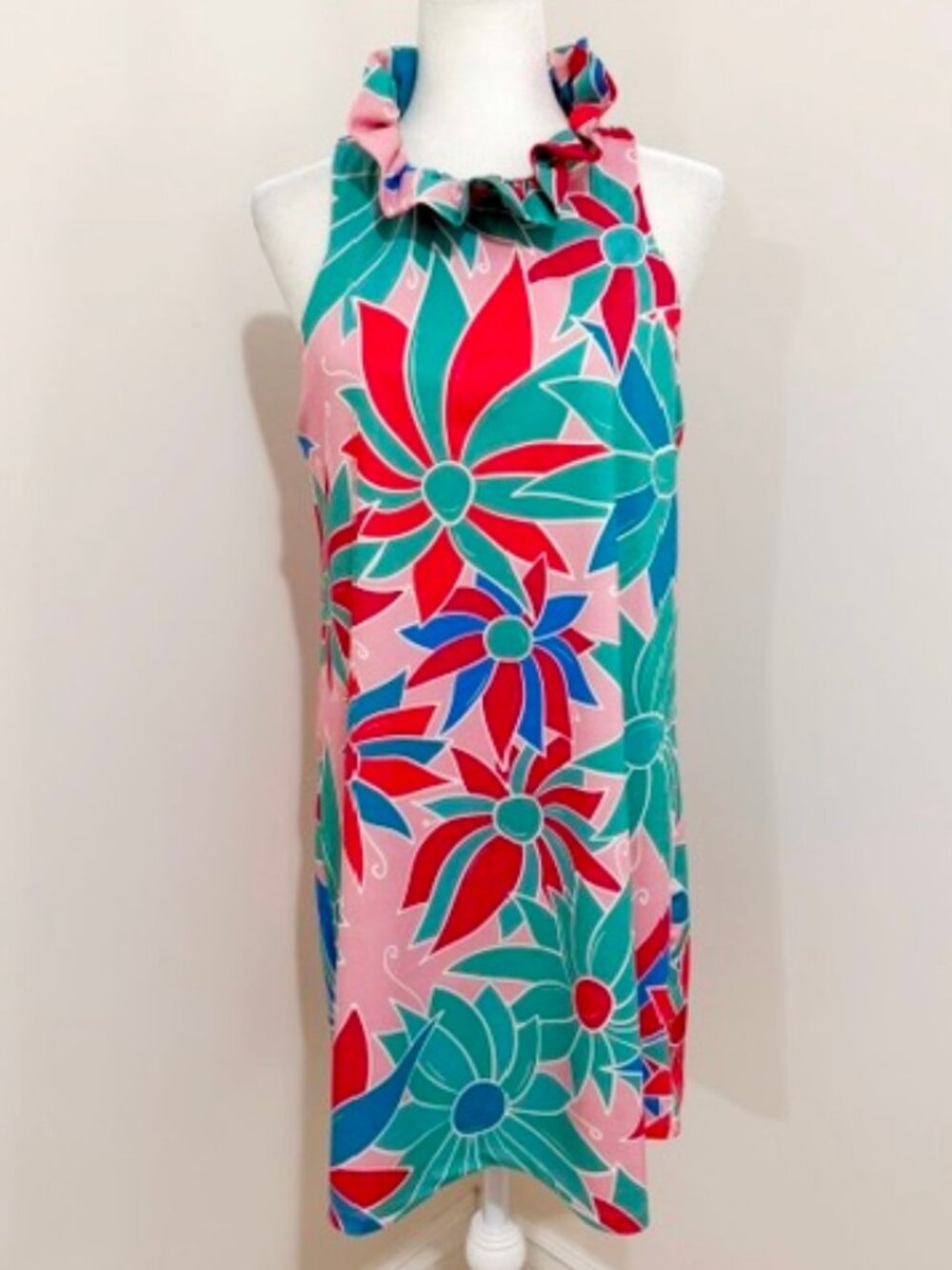 Chelsea Gunn Bright Māori Floral Sleeveless Shift Dress Ruffle Collar Size M